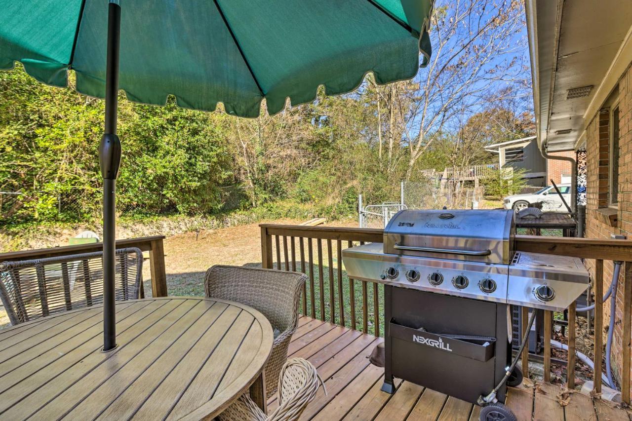 Modern Birmingham Escape With Yard And Fire Pit! Βίλα Εξωτερικό φωτογραφία